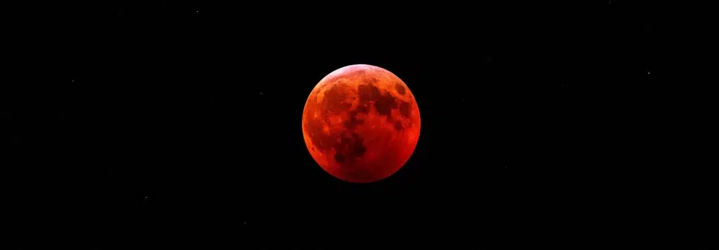 article Eclipse Lunar Total da Lua de Sangue em Virgem em 2026