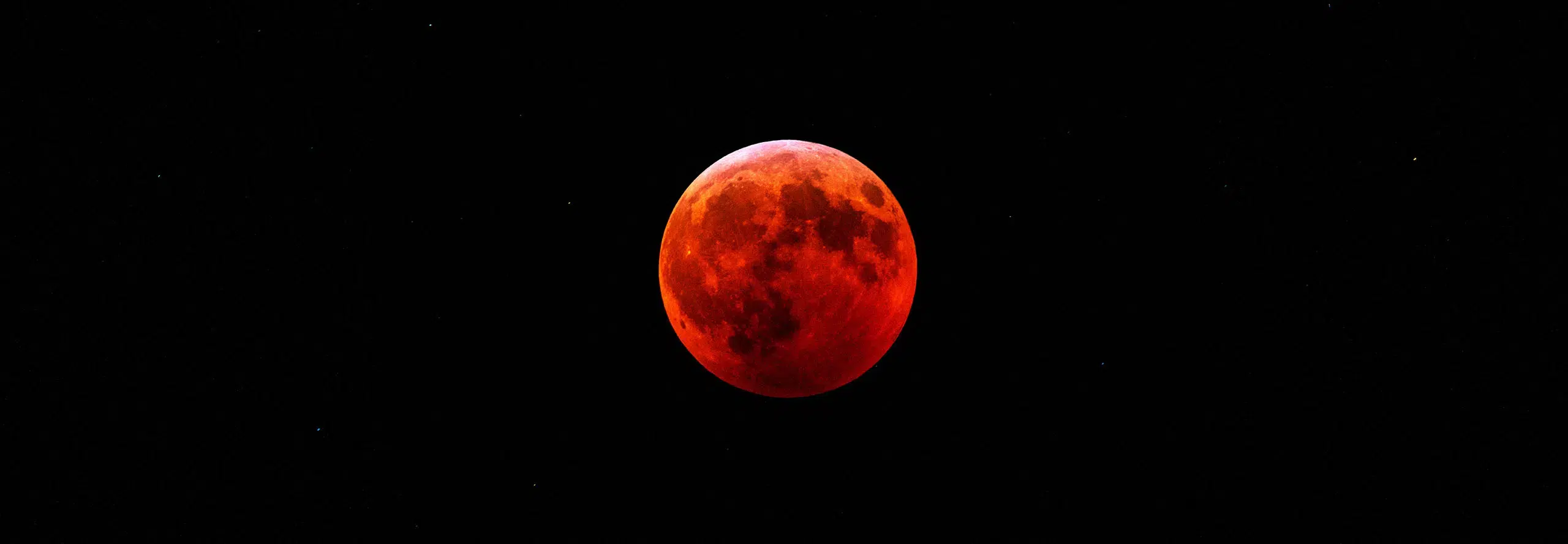 article Eclipse Lunar Total da Lua de Sangue em Virgem em 2026